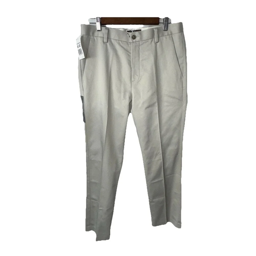 NWT Dockers Mens D1 Slim Fit Flat Front Tan Khaki Pants Size 33x32